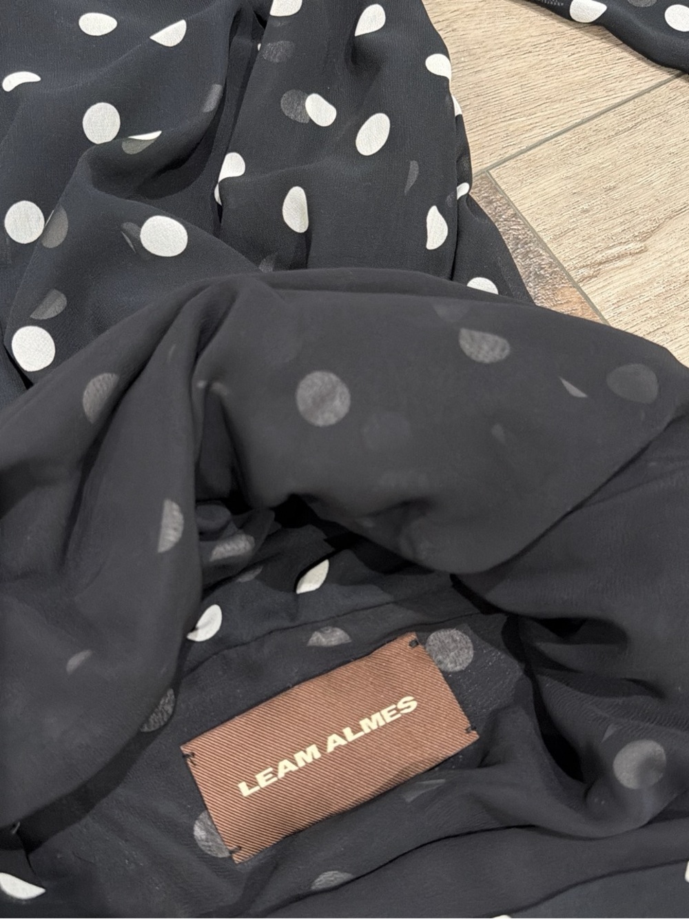 Leam Almes polka dot backless padded shoulder mini dress - Picture 6 of 12